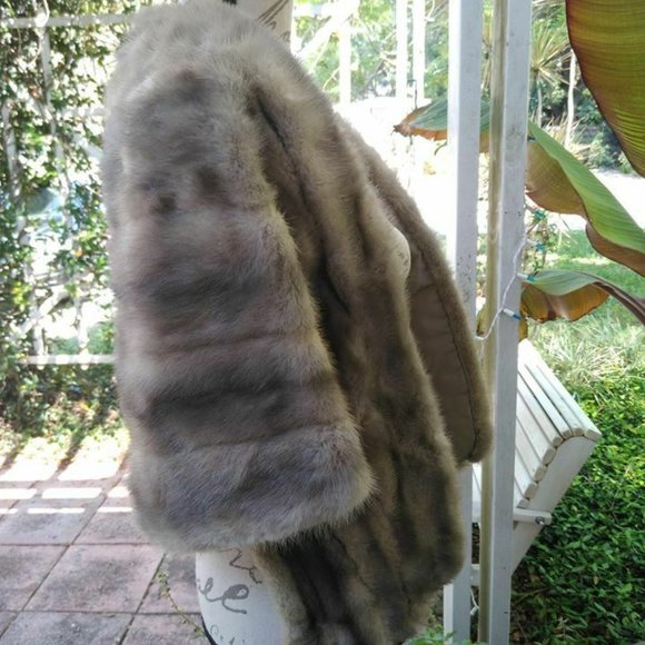Light Gray Fox / Mink Fur Shaw Furriers Vintage - Picture 2 of 7